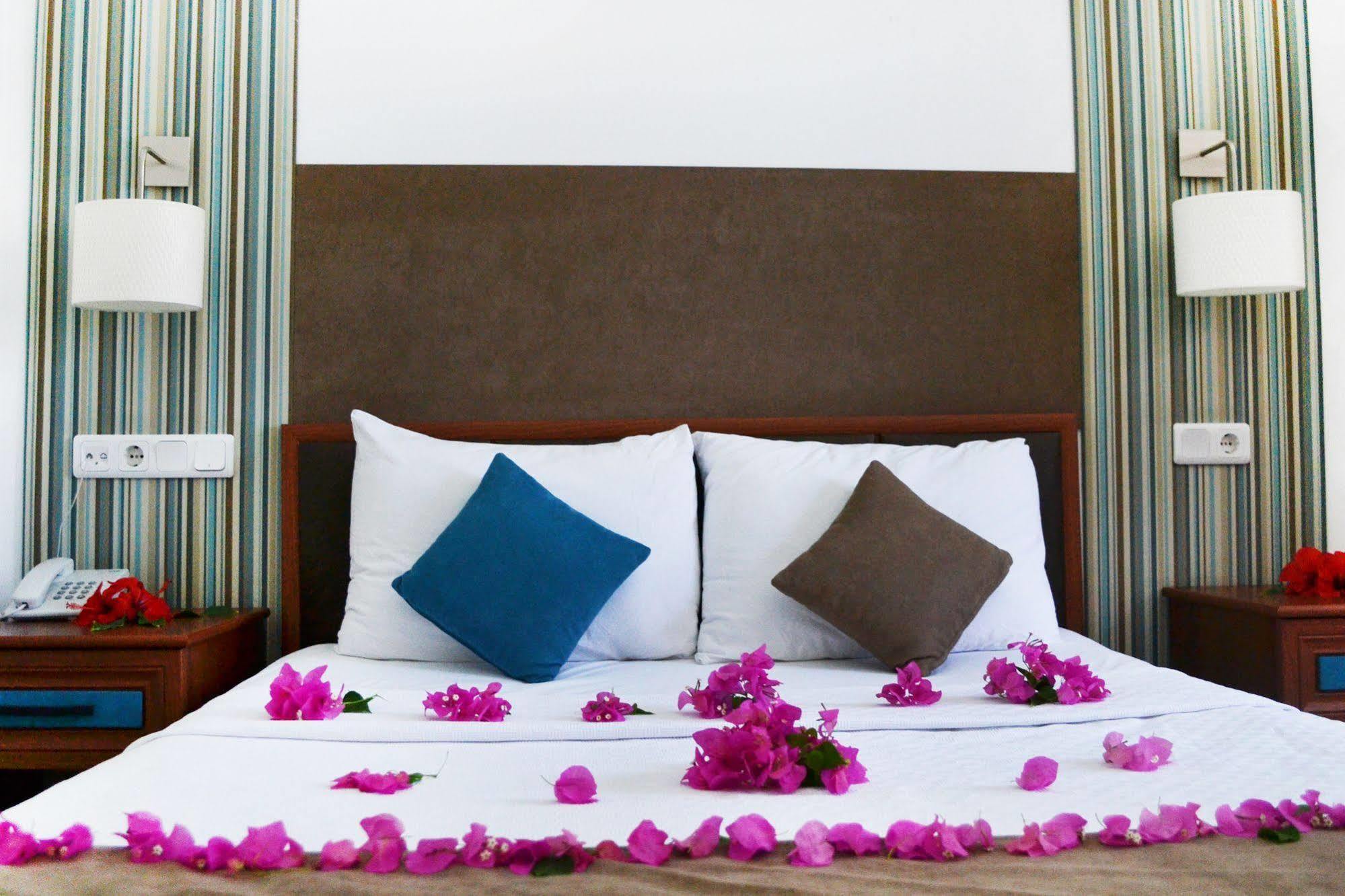 Oskay Hotel داليان المظهر الخارجي الصورة