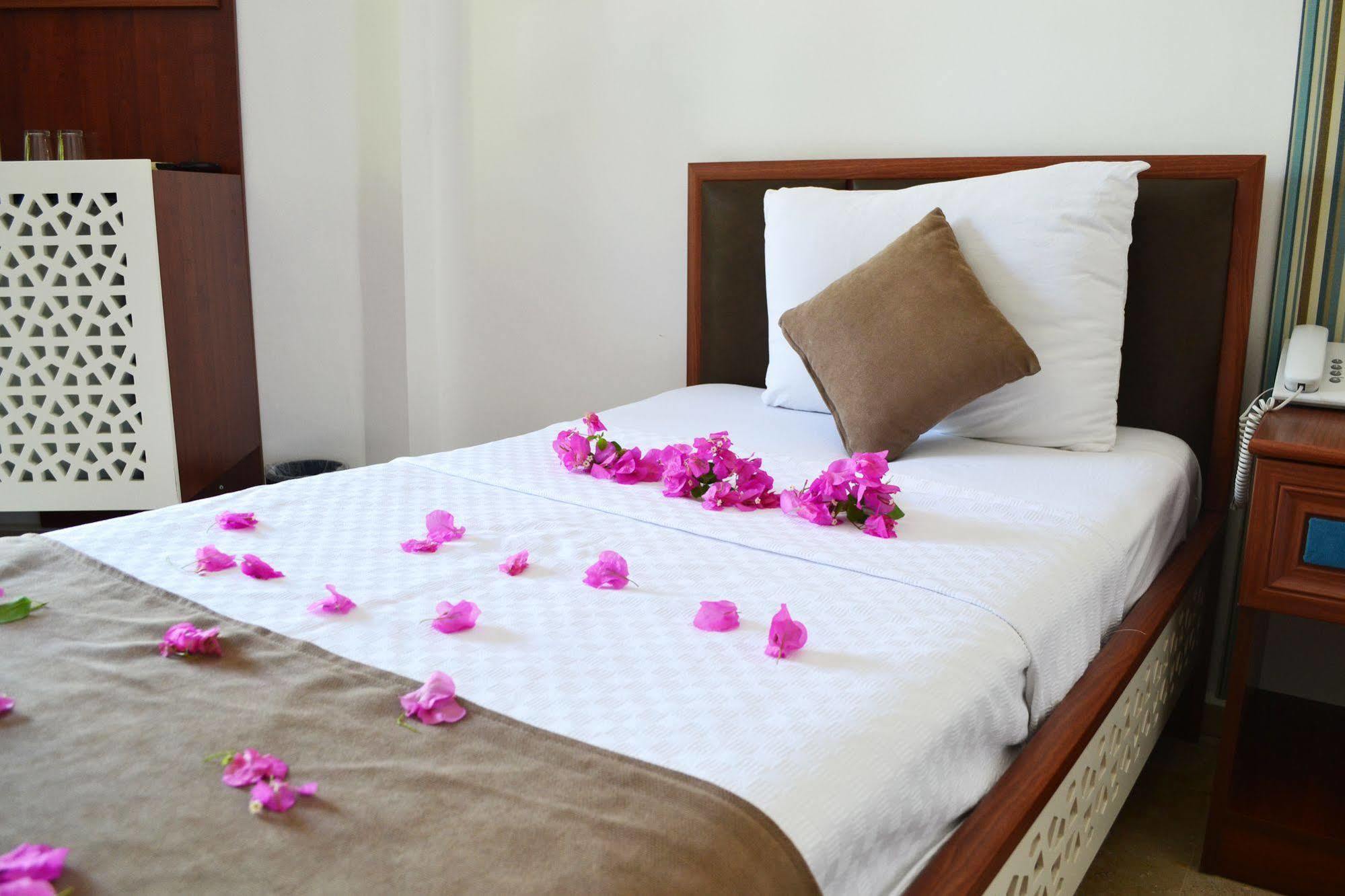 Oskay Hotel داليان المظهر الخارجي الصورة